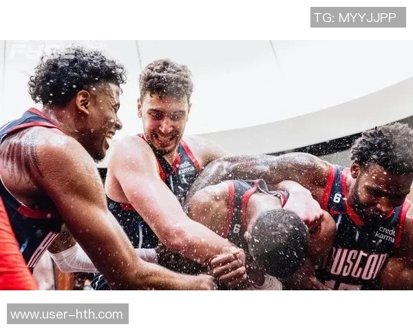 狄龙全场表现出色23投11中斩获26分5篮板助攻助球队争胜